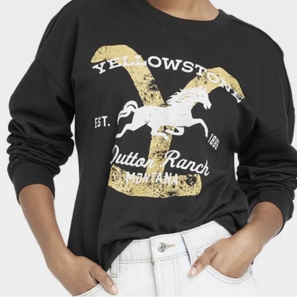 2/$15 yellowstone crop sweater